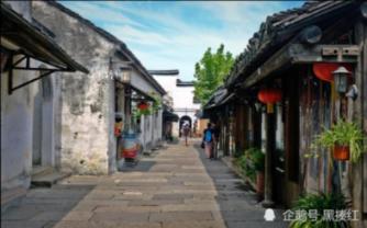 28岁的男人无父无母没结婚 怎么过？游戏画面
